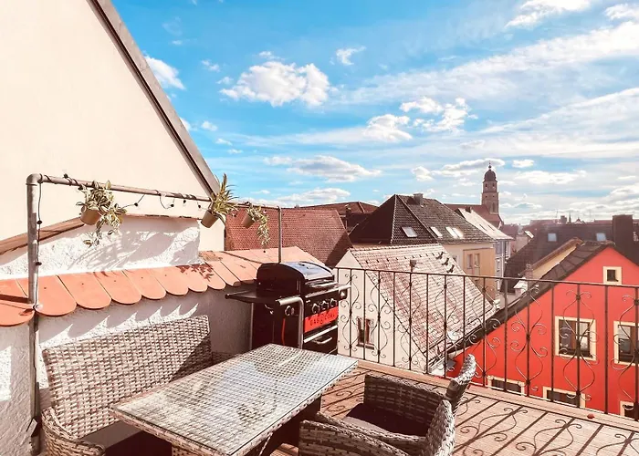 Zentrales Turm-Apt Mit Terrasse